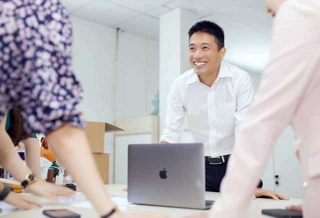 Giấc mơ phục vụ 100 triệu khách hàng Đông Nam Á của founder startup dịch vụ hỗ trợ TMĐT số 1 Việt Nam - Ảnh 2. op-moini-anh-1-16755919407591300904682-5295779