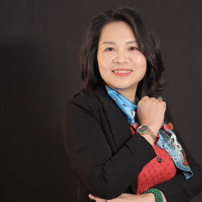 Chị Vũ Thị Vân Hương