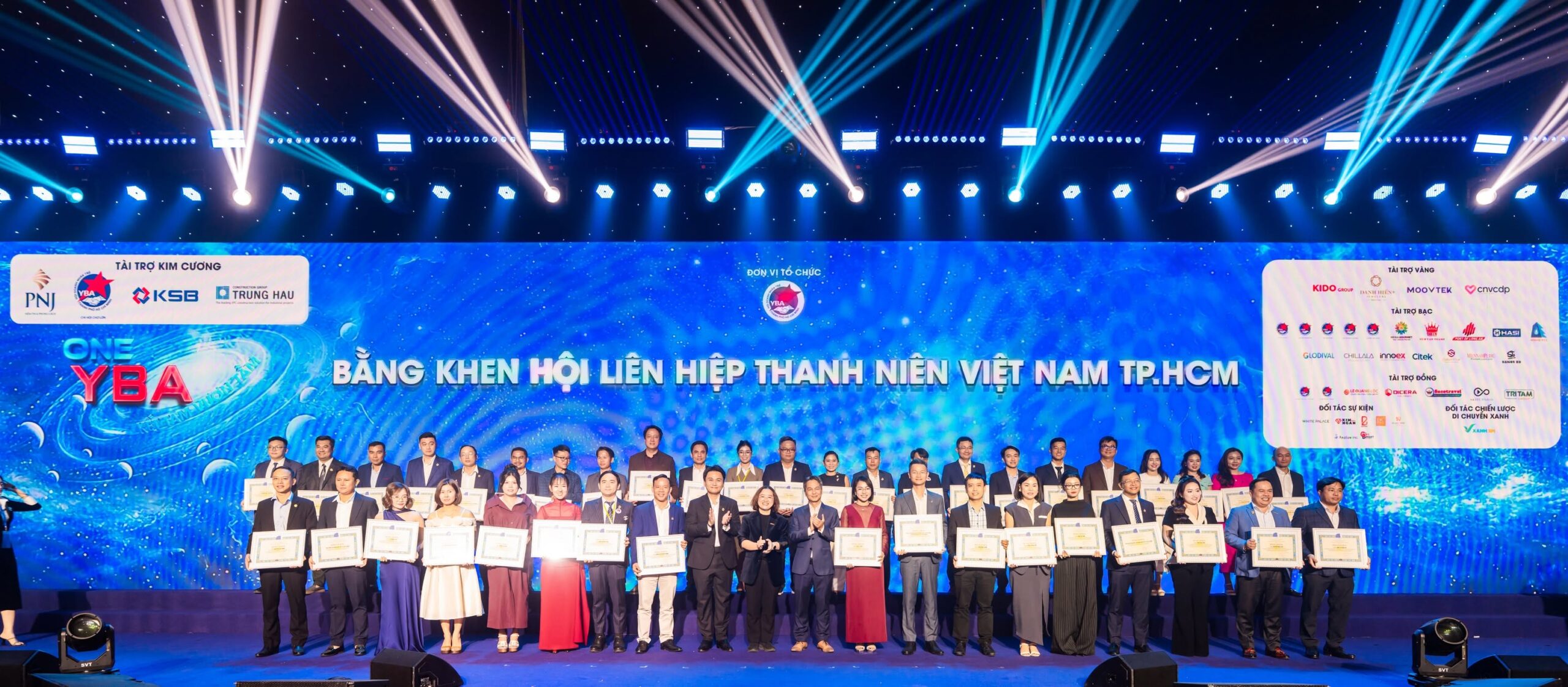Vinh danh 7 tập thể và cá nhân nhận bằng khen của Hội Liên Hiệp Thanh Niên Việt Nam TP.HCM